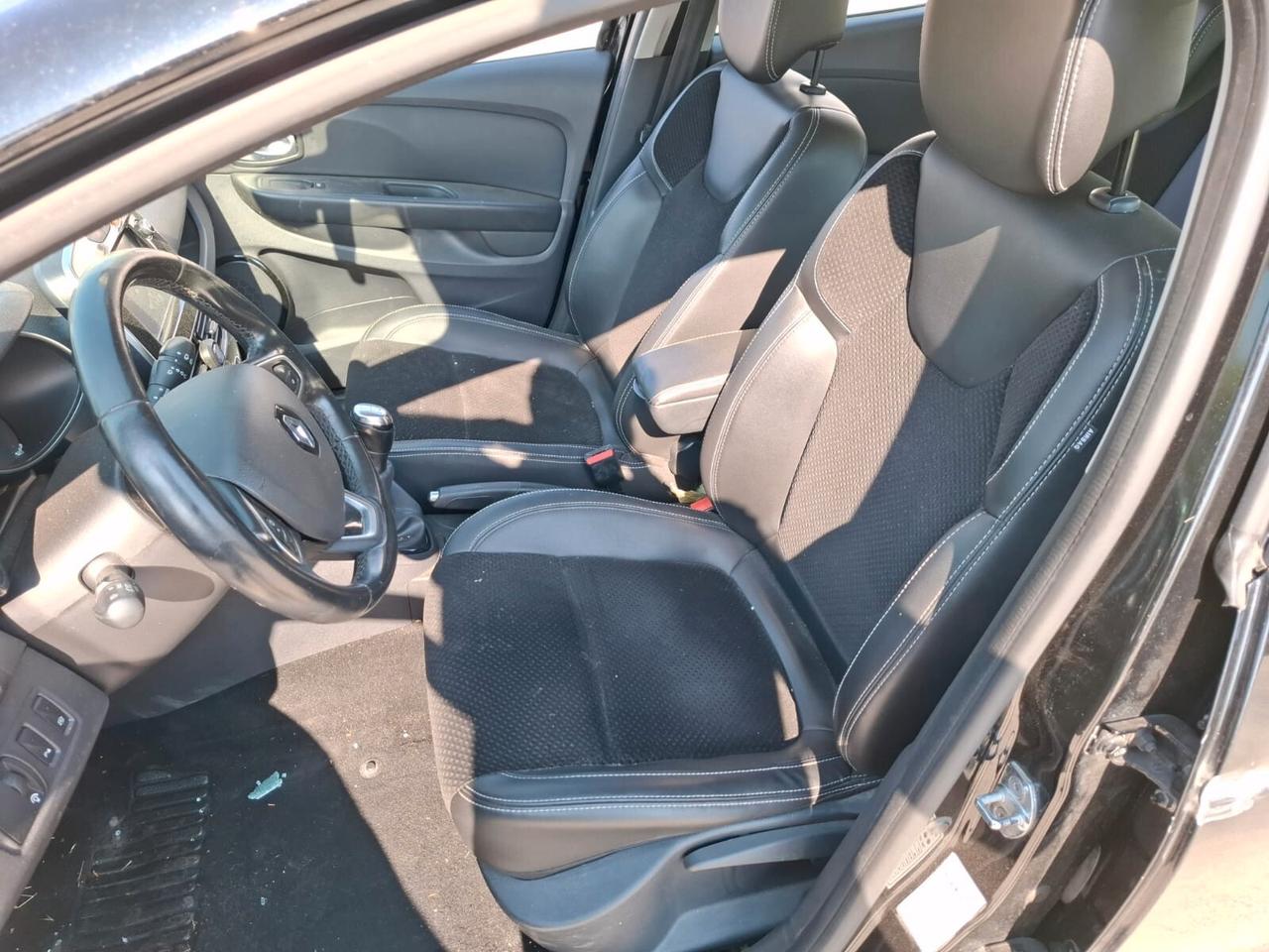 Renault Clio 1.5 dCi 90CV - SINISTRATA