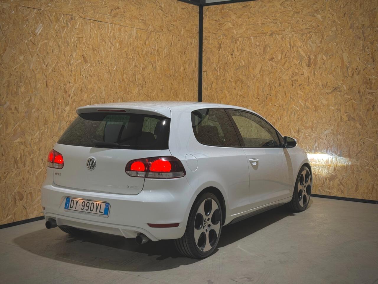 Volkswagen Golf 6 GTI 2.0 TSI - 2 PROPRIETARI