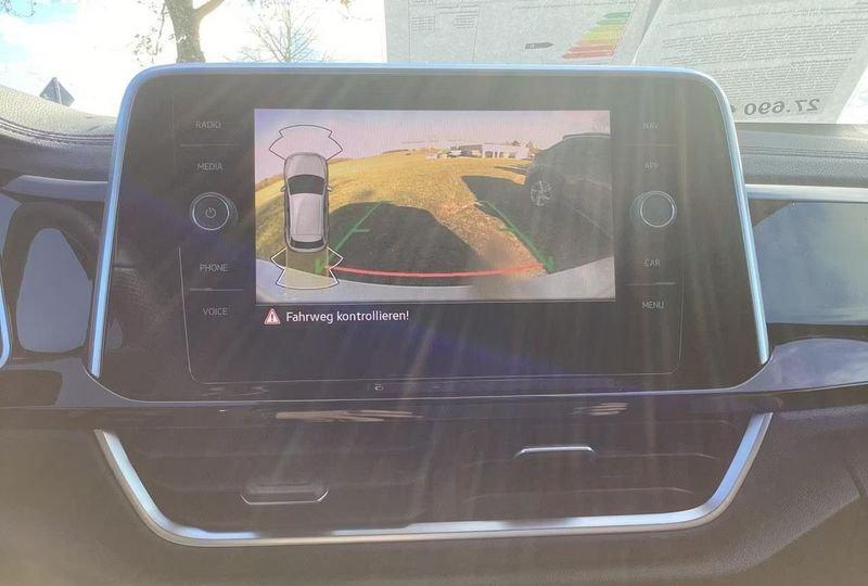 Volkswagen T-Roc 1.5 TSI ACT R-Line DSG NAVI ACC