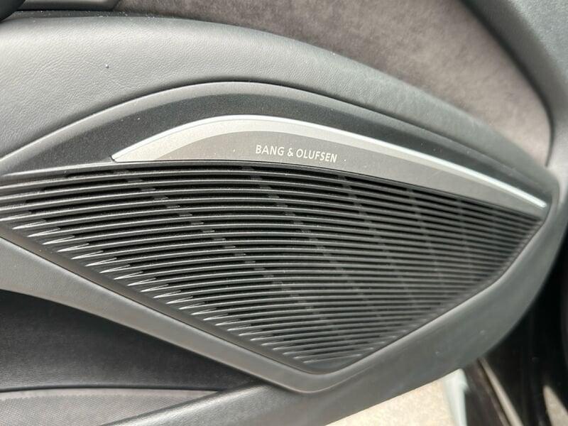 Audi TT TTS Roadster 2.0 TFSI 310 CV quattro S tronic