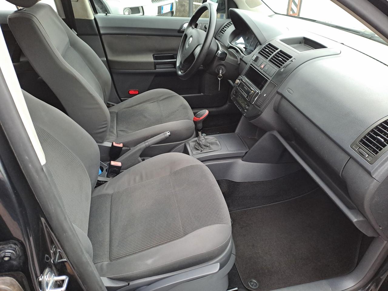 VW POLO 1.4 BIFUEL 80CV GPL - OK NEOPATENTATI