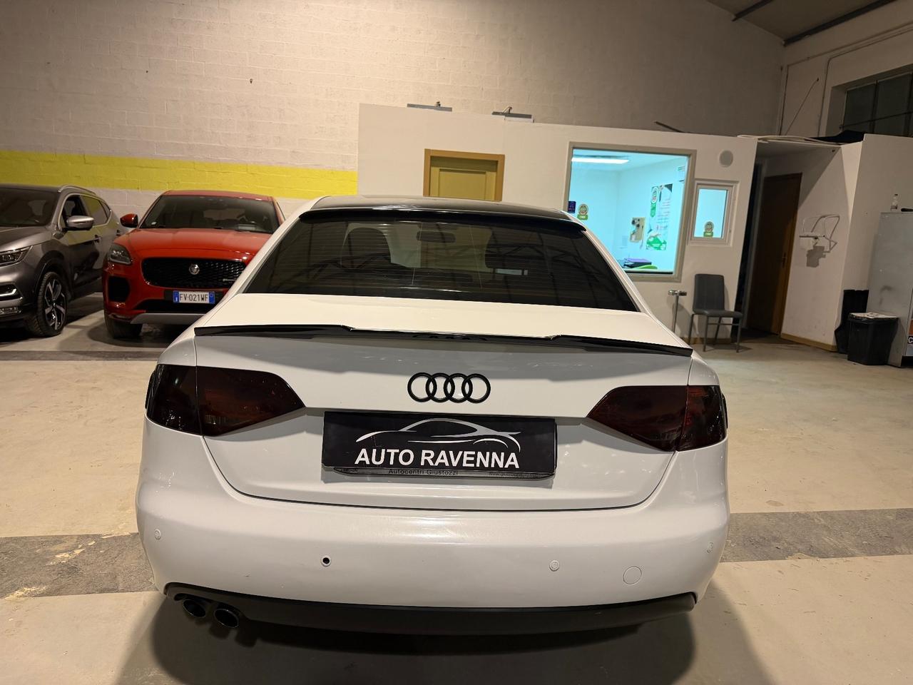 Audi A4 2.0 TDI 143CV S-Line 2011