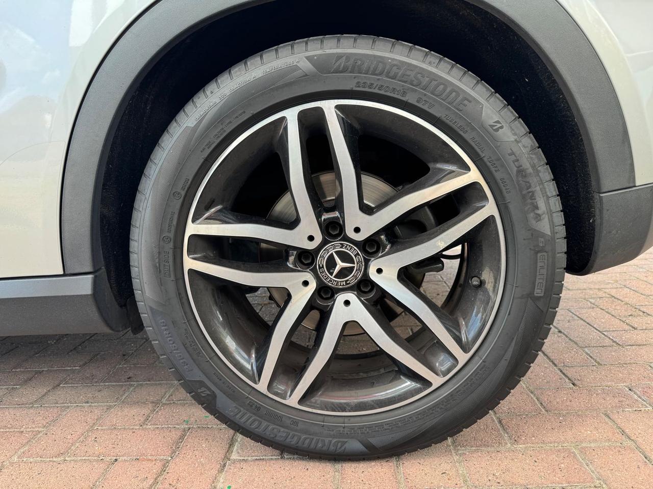 Mercedes-Benz GLA 220 Premium GLA 220 D #6418