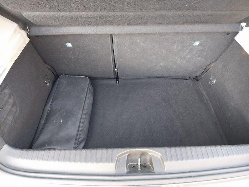 Renault Clio V 2019 1.0 tce Life 90cv my21