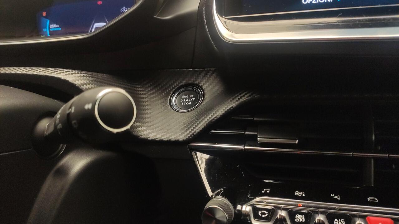 Peugeot 208 motore elettrico 136 CV 5 porte GT