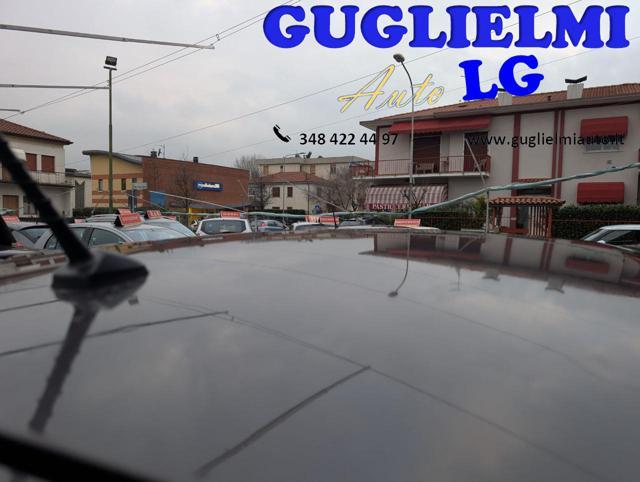 TOYOTA Yaris 1.0 5 porte Active