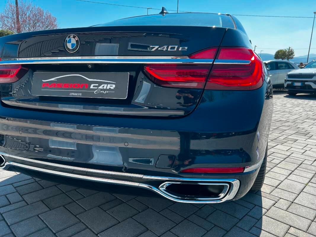 BMW Serie 7 740e Eccelsa auto