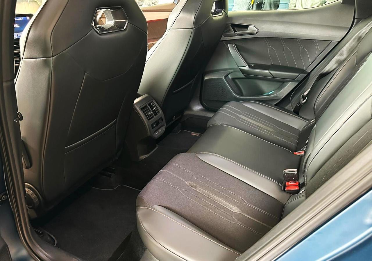 CUPRA LEON SPORTSTOURER VZ 1.4 e-HYBRID 245 CV DSG