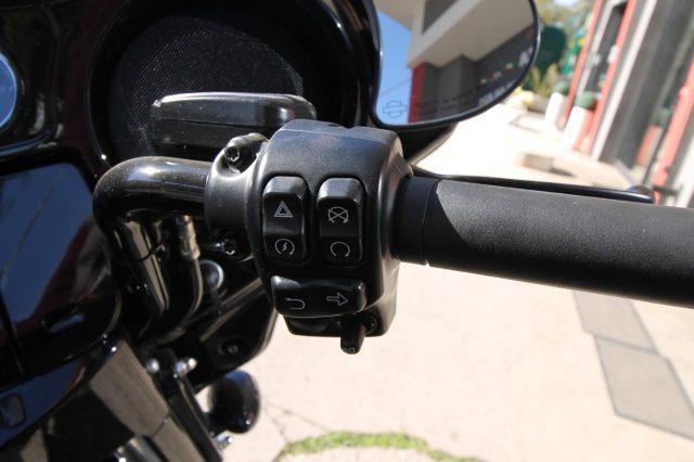 HARLEY-DAVIDSON FLHX Street Glide FLHXS 114 Special Custom