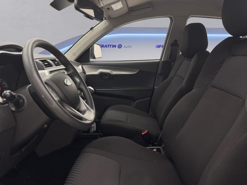 MAHINDRA KUV100 K6+