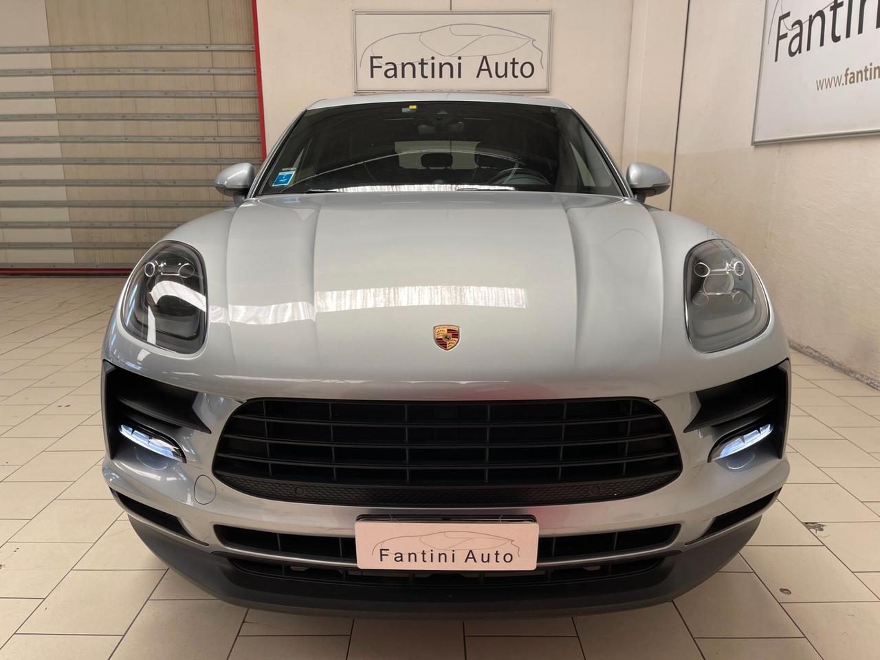 Porsche Macan 2.0 245cv pdk-LEGGI SOTTO