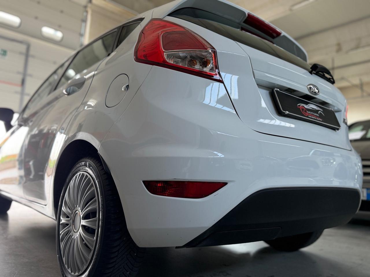 Ford Fiesta 1.0 80CV 5 porte NEOPATENTATI