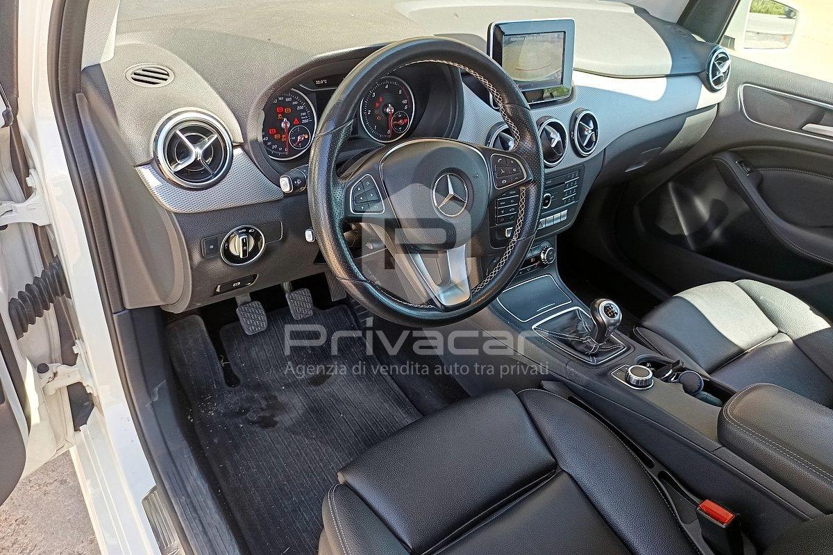 MERCEDES B 200 d Premium
