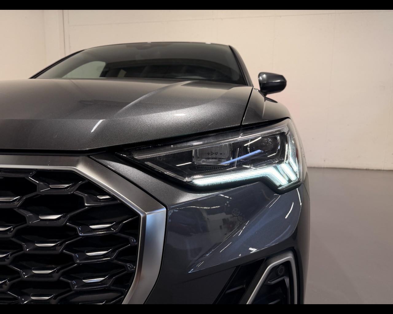 AUDI Q3 SPORTBACK 35 TDI S-TRONIC S-LINE EDITION