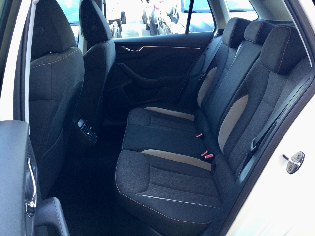 Skoda Kamiq 1.0 TSI 110 CV DSG Style