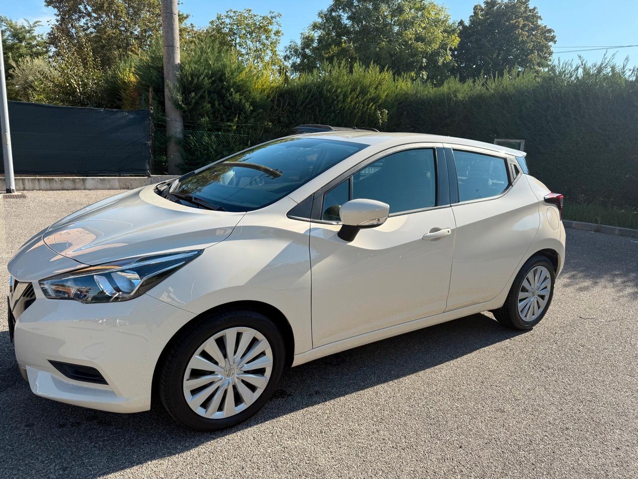 Nissan Micra 1.0 - NEOPATENTATI - 12 MESI DI GARANZIA -