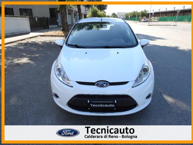 FORD Fiesta 1.4 5 porte Bz.- GPL Titanium *OK NEOPATENTATO*