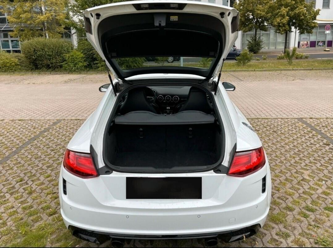 Audi TT Coupé 45 TFSI S Line