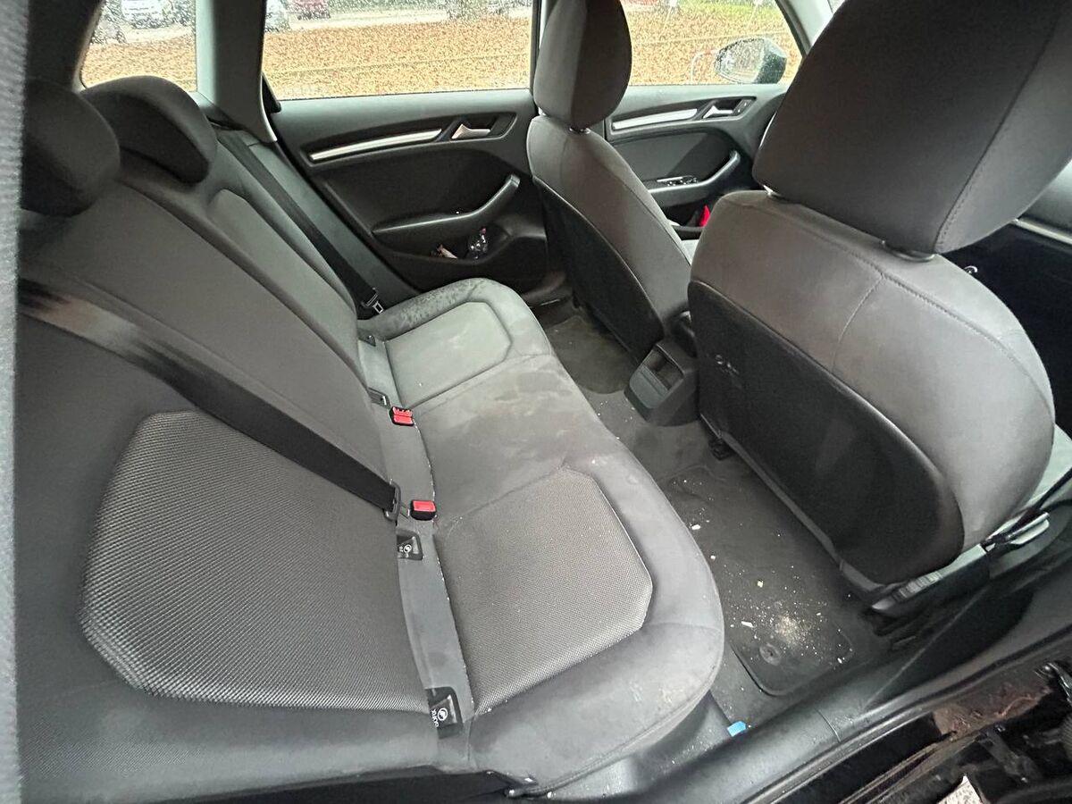 Audi A3 Sportback 30 1.6 tdi Business 116cv s-tronic