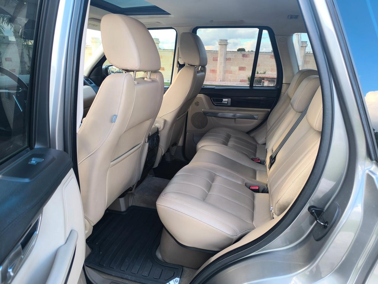 Land Rover Range Sport 3.0 SDV6 HSE perfetta in tutto