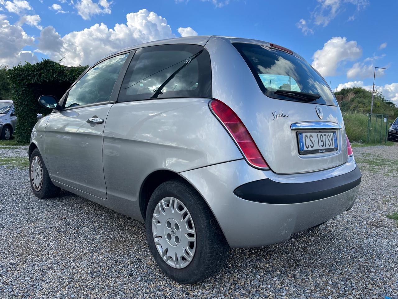 Lancia Ypsilon 1.2 16V Argento