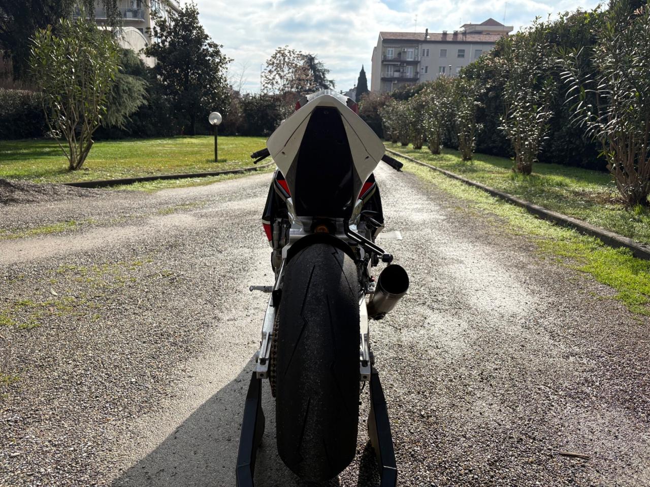 Bimota BB3 con motore/elettronica BMW HP4