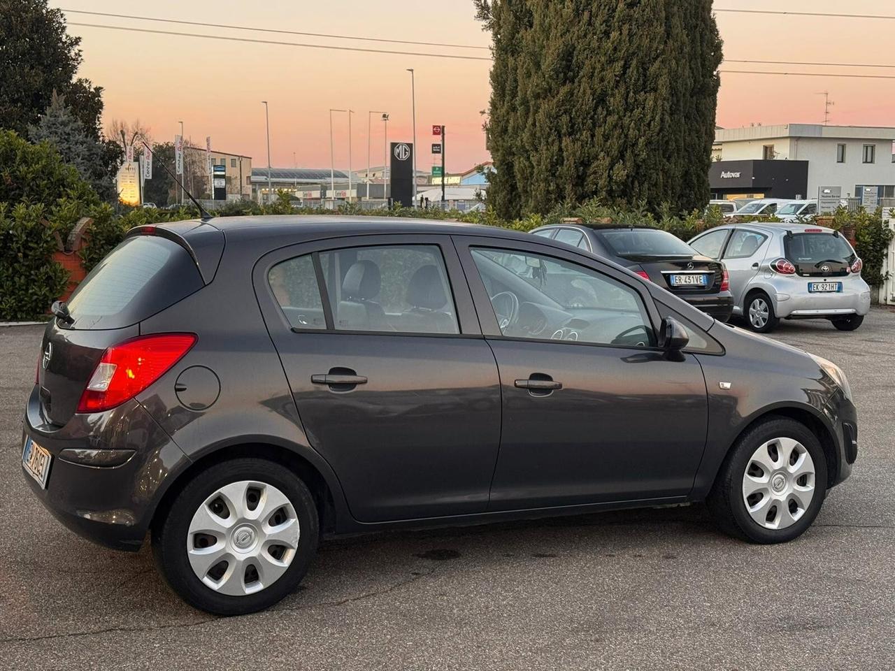 Opel Corsa 1.2 5 porte Ecotec 85cv