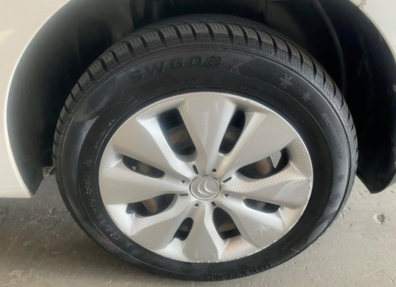 Citroen C3 PureTech 83 van autocarro