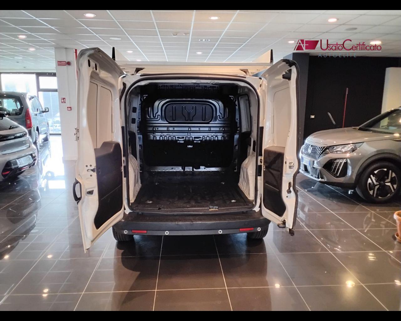 FIAT Doblò 1.6 MJT 105CV PC-TN Cargo Lamierato SX 3 Posti