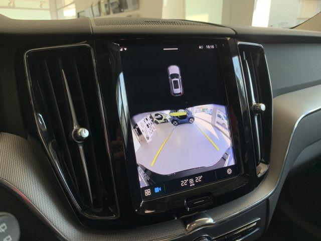 VOLVO XC60 T6 AWD PLUS DARK AUTOMATICA KM0