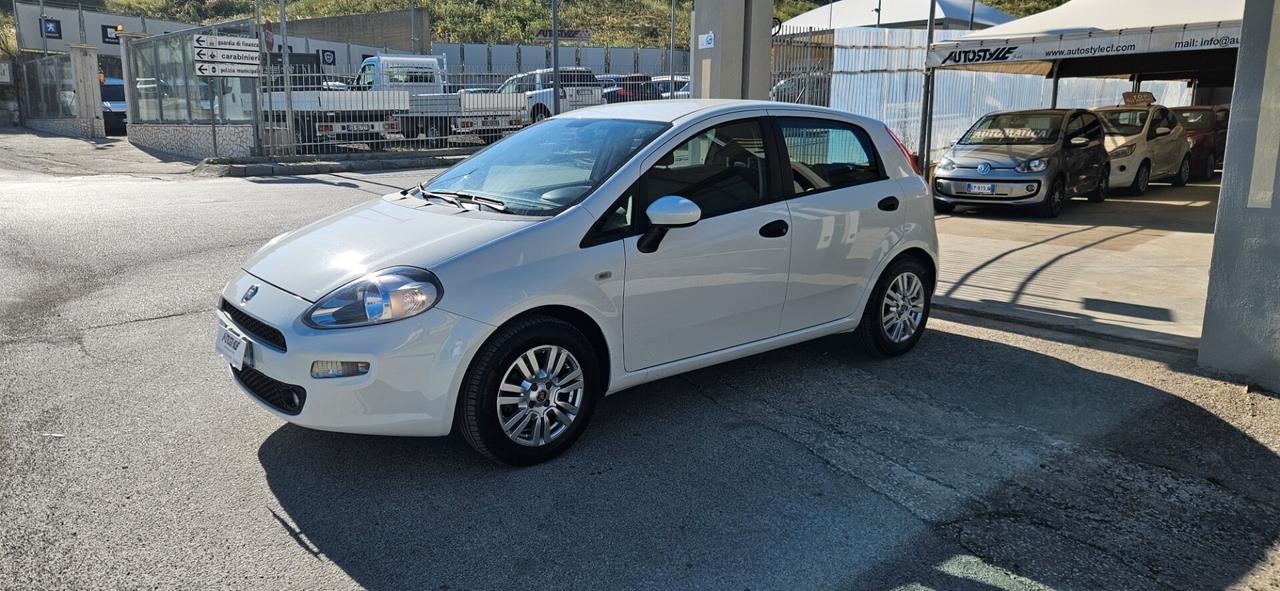 Fiat Punto 1.3 MJT II 75 CV Street