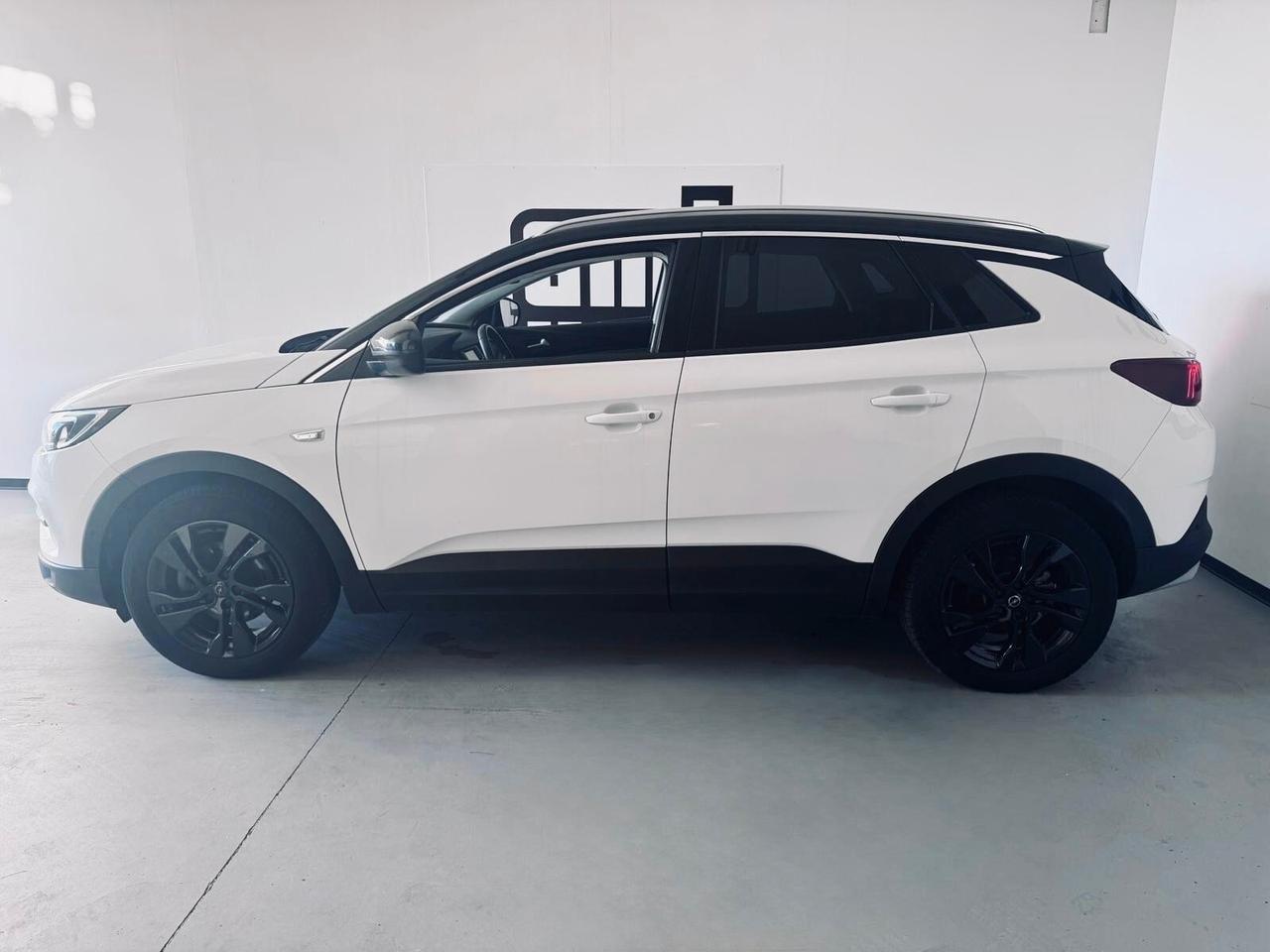 Opel Grandland X 1.5 diesel Ultimate GARANZIA FINO A 3 ANNI!!!!