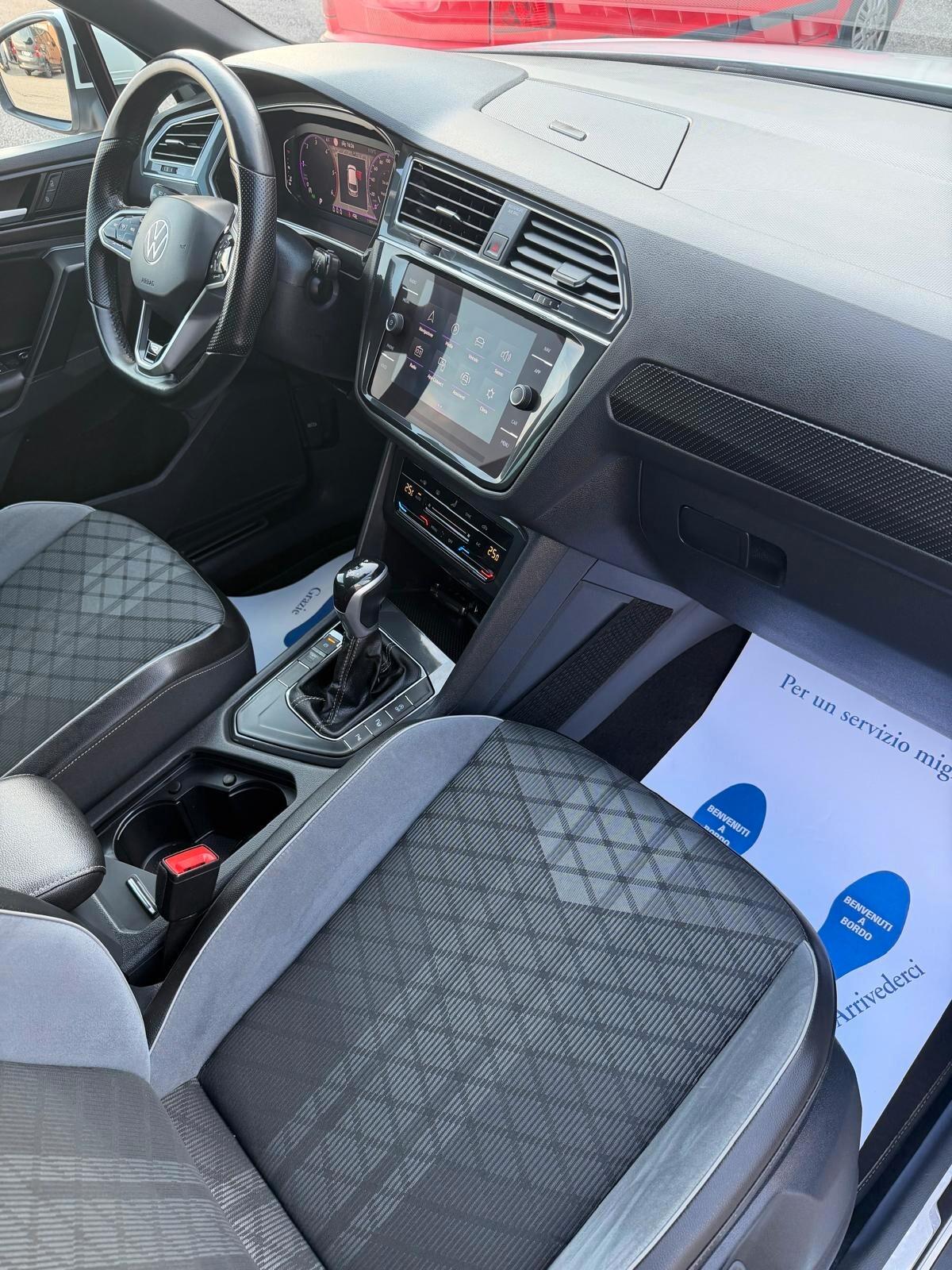 Volkswagen Tiguan 2.0 TDI 150 CV SCR DSG R-Line
