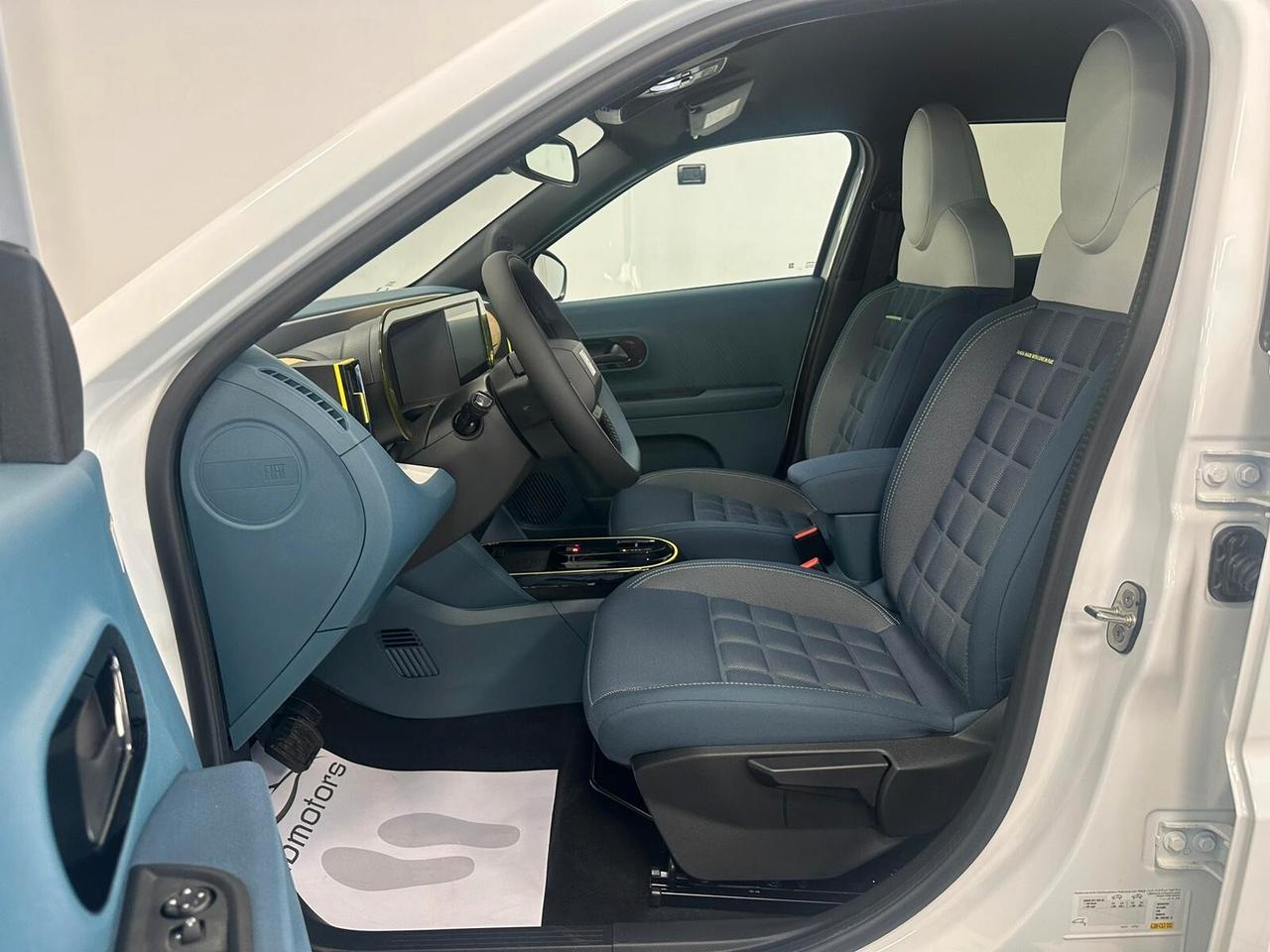 Fiat Grande Panda 1.2 Hybrid 110 CV S&S La Prima