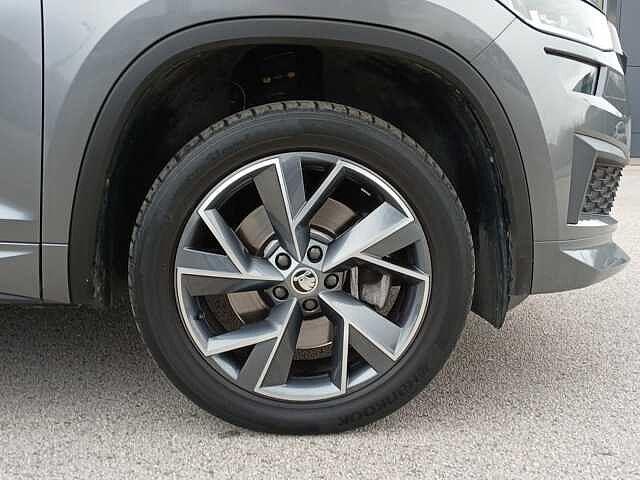 SKODA Kodiaq 2.0 TSI 4x4 DSG 7 posti Sportline