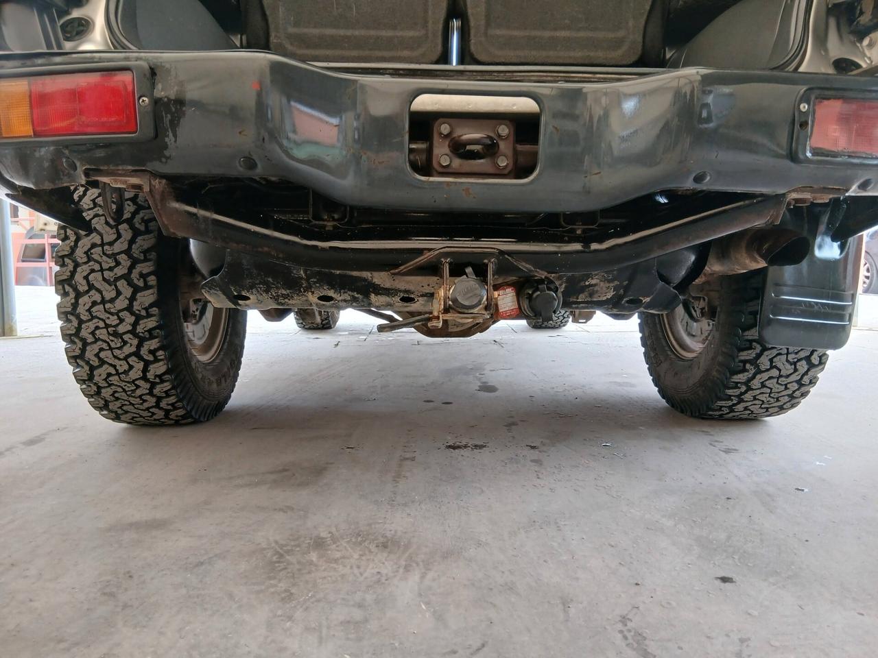 Mitsubishi Pajero 2.5 TDI 3p gancio traino 98