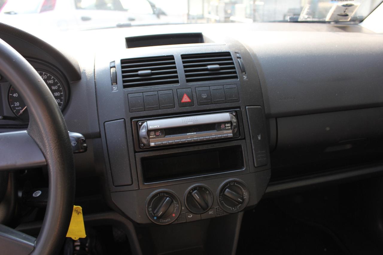 Volkswagen Polo 1.4 TDI 5P. COMFORTLINE CERCHI IN LEGA ANTIFURTO V.