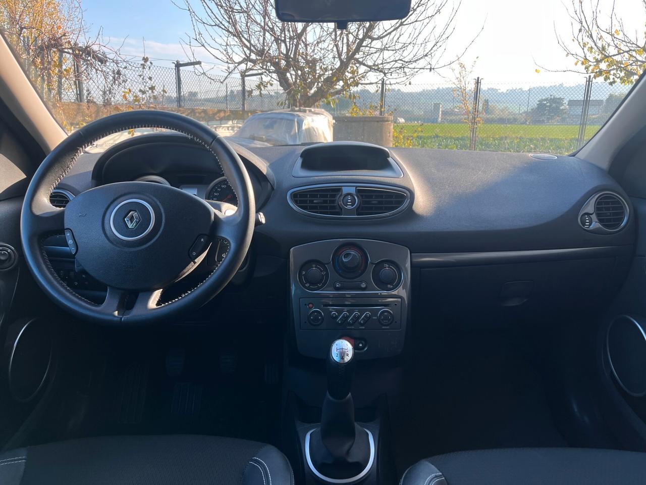 Renault Clio 1.2 16V 5 porte Le Iene