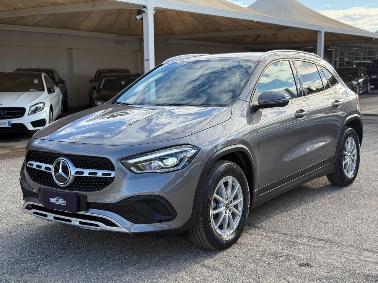 MERCEDES-BENZ GLA 200 d Automatic Business