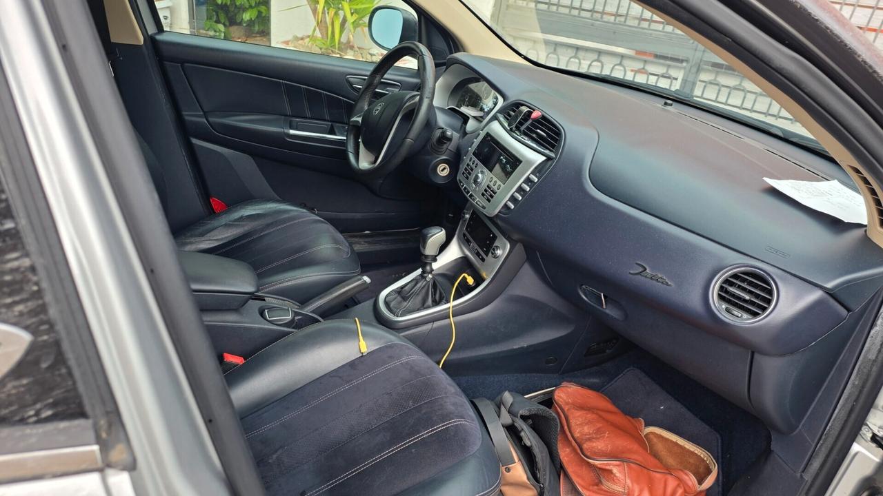 Lancia Delta 1.4 T-Jet 120 CV Oro Ecochic GPL