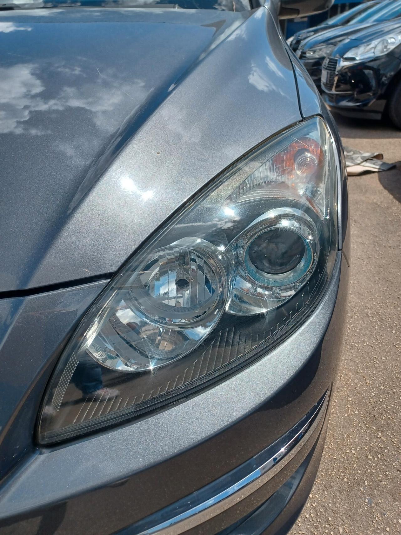 Hyundai i30 1.4 S.W. Blue Drive GPL