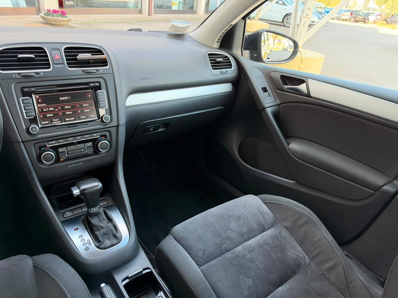 Volkswagen Golf 1.6 Highline