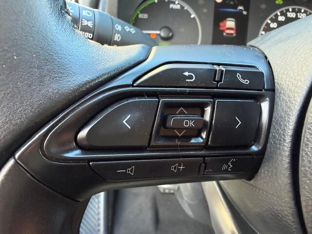 Toyota Yaris Hybrid 5 porte Lounge