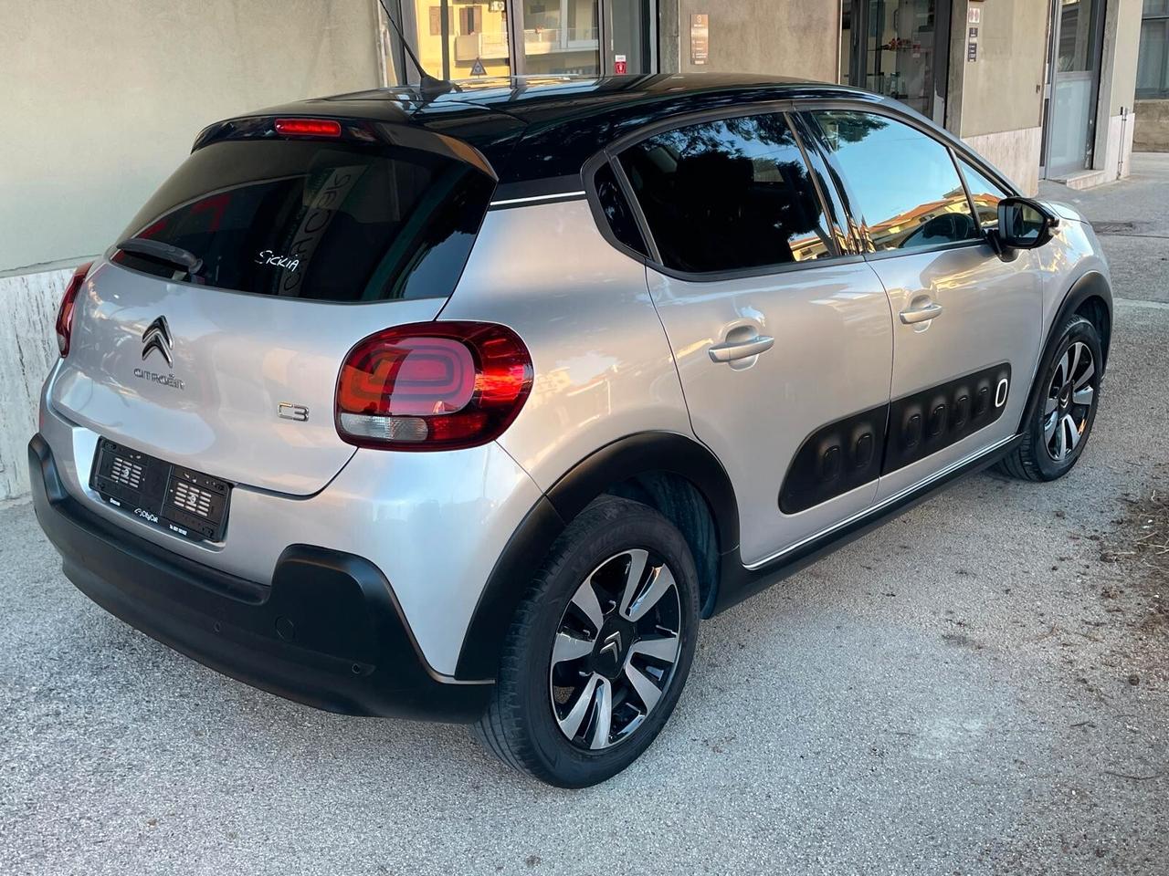 Citroen C3 PureTech 82 Shine