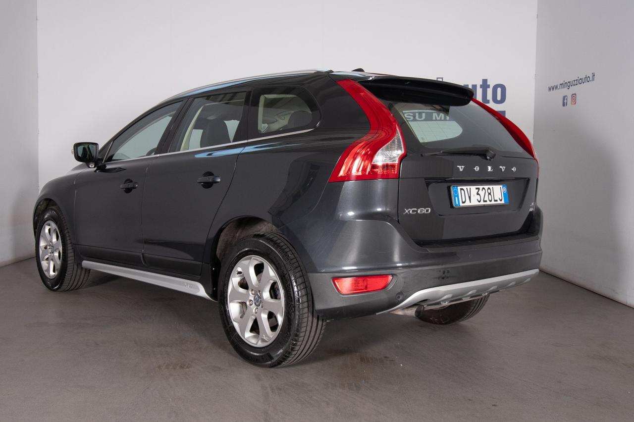 Volvo XC 60 2.4d Summum 185cv