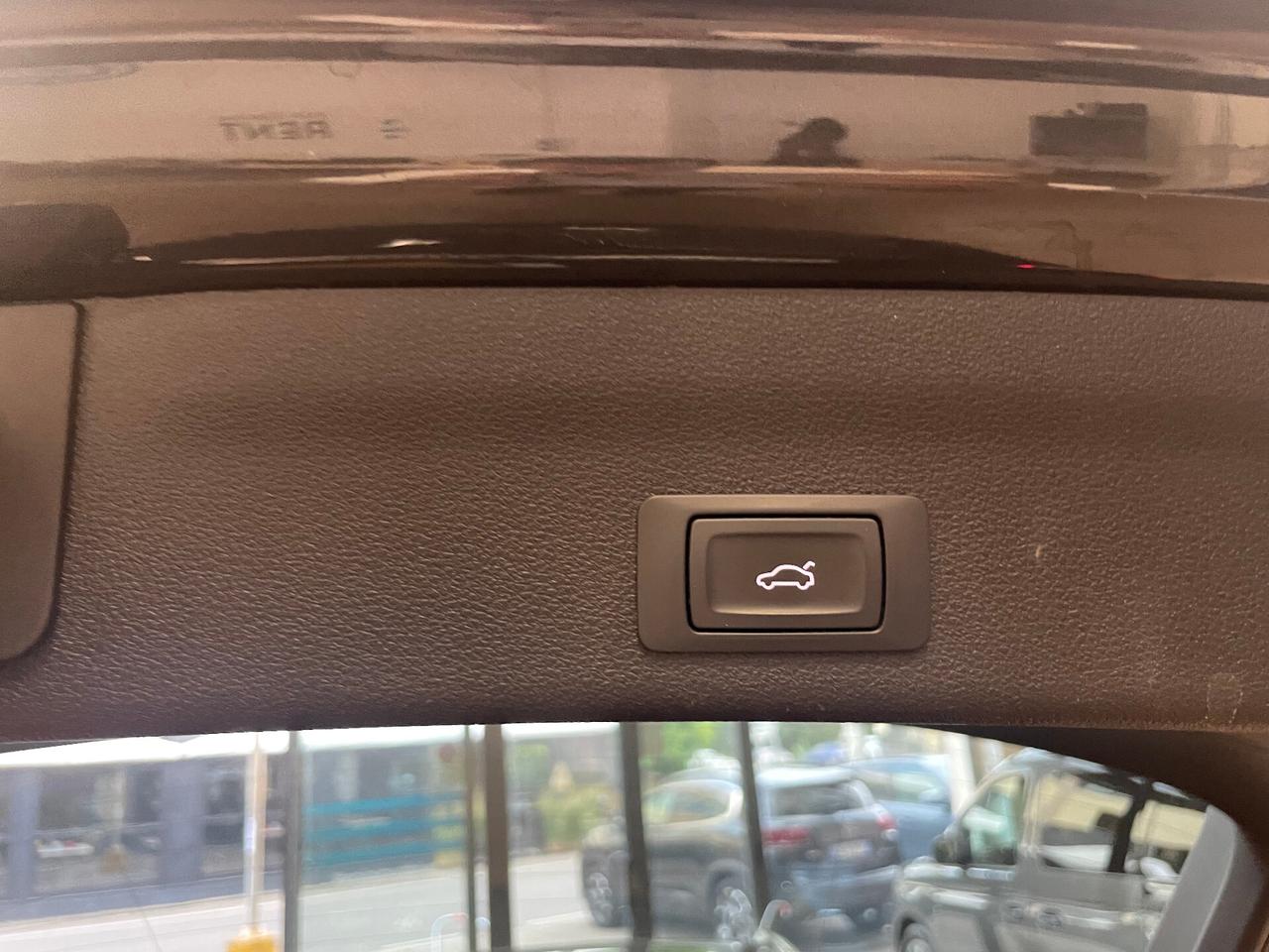 Audi A6 Avant 40 2.0 TDI S -Line