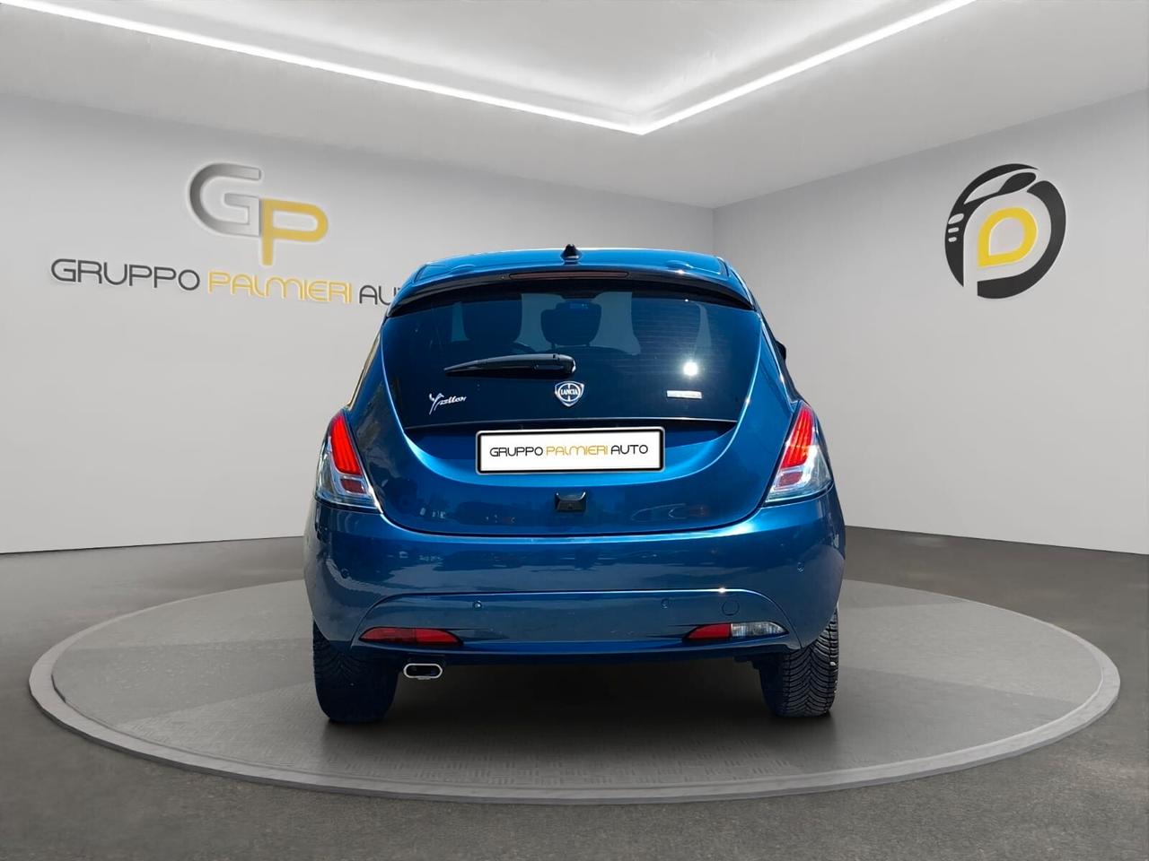 Lancia Ypsilon 1.0 FireFly 5 porte S&S Hybrid Gold