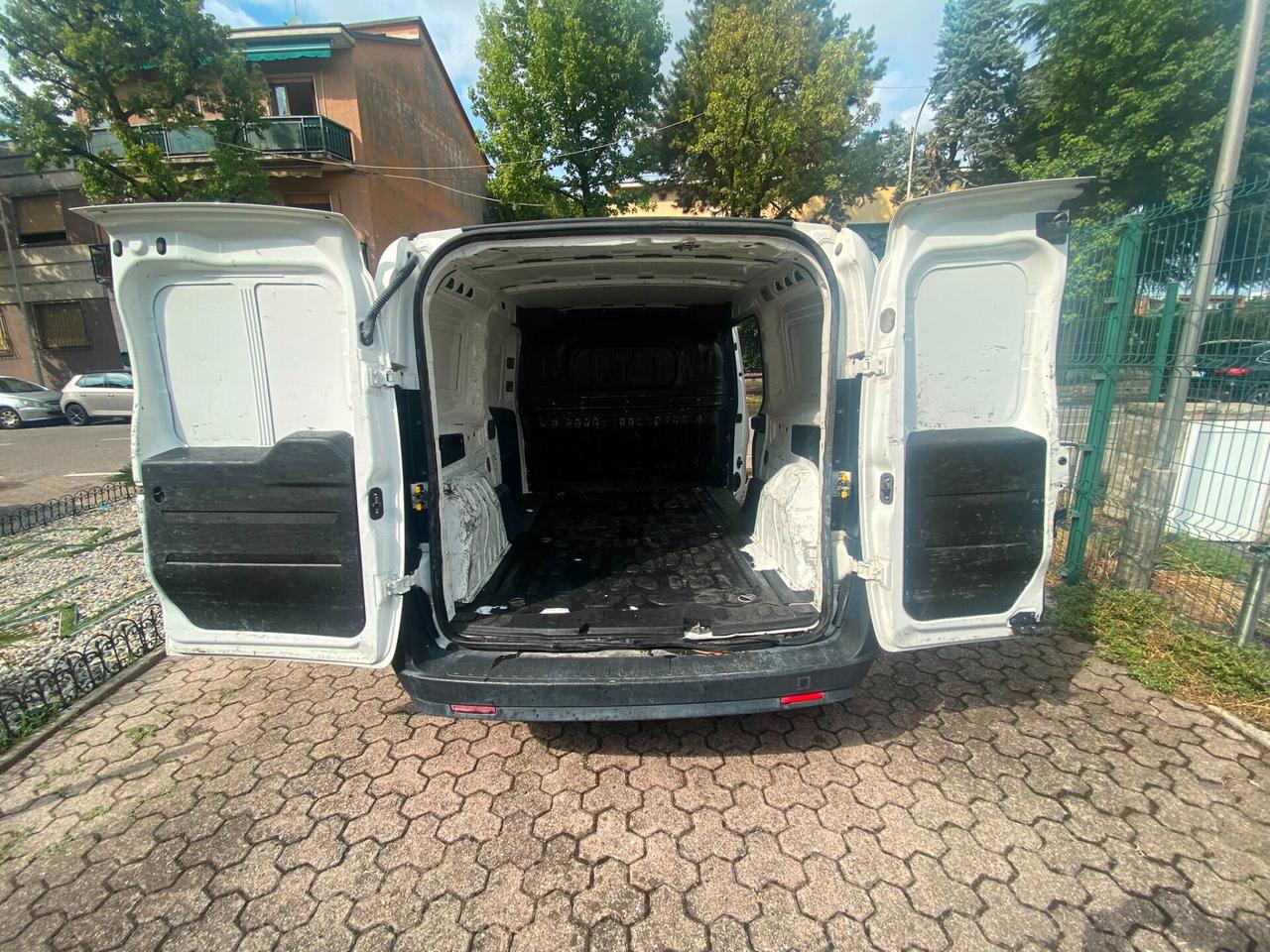 Fiat Doblo Doblò 1.6 MJT 105CV S&S PC-TN Cargo Easy - 2021