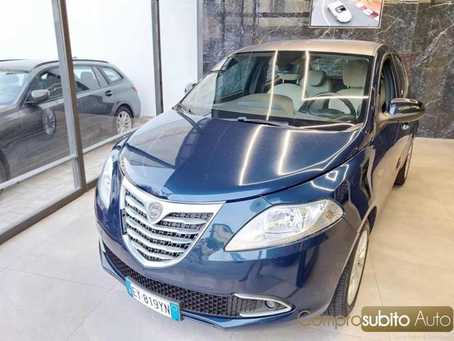 LANCIA Ypsilon 1.2 69 CV (Garanzia 12 Mesi)