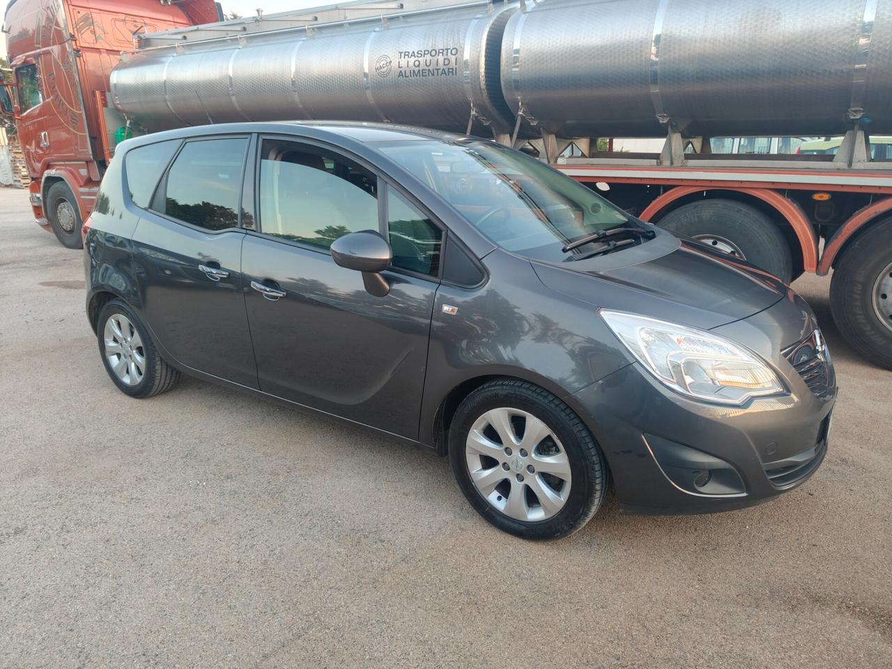 Opel Meriva 1.4i Elective